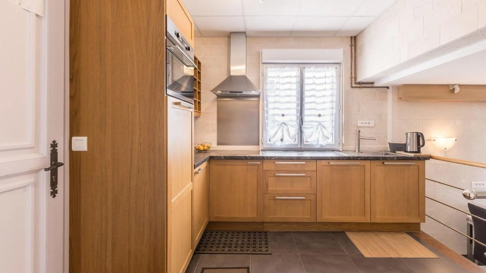 Studio Fuer 2 Personen In Okrug Gornji, Dalmatien Trogir