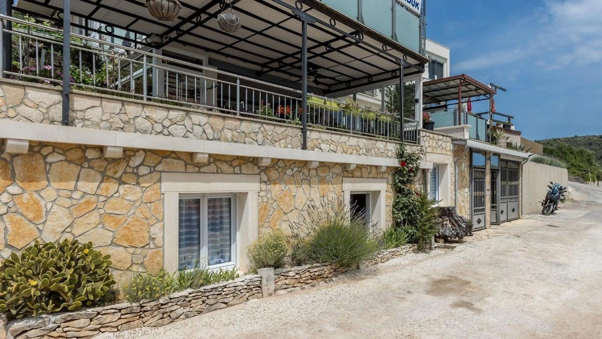 Apartman Studio Fuer 2 Personen In Okrug Gornji, Dalmatien Trogir Horvátország